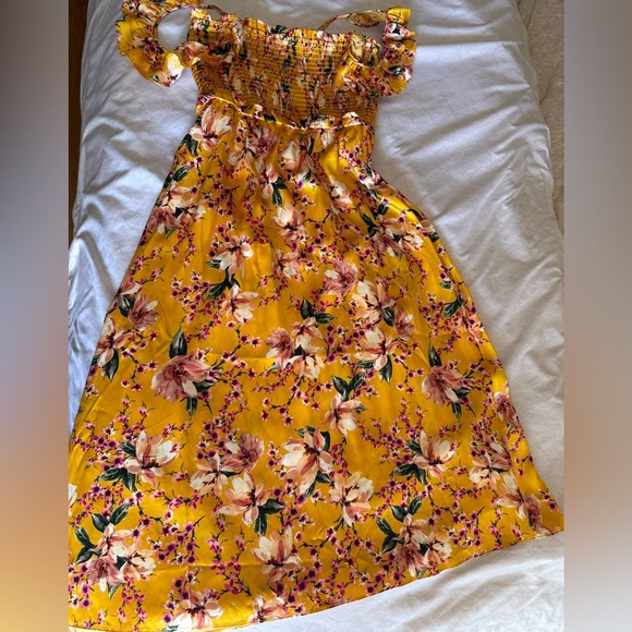 Cami NYC Dresses & Skirts - Cami NYC Yellow Floral Dress